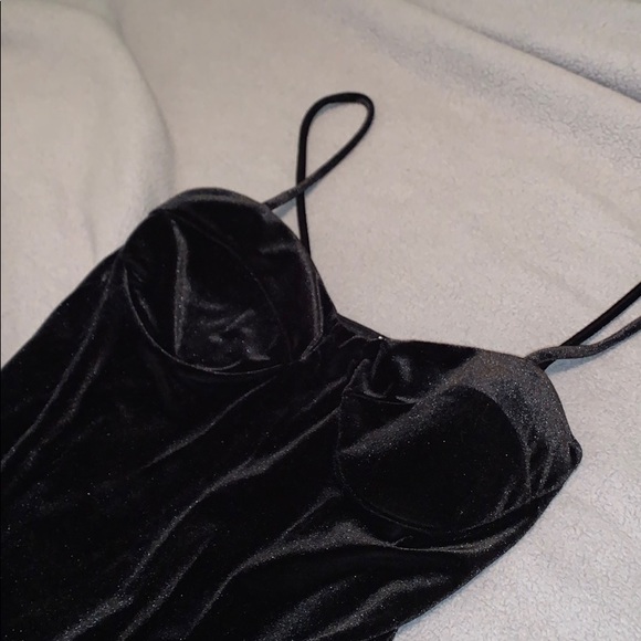 Dress - Picture 3 of 3